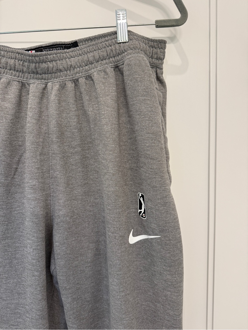 Nike NBA Grey Jogger Sweatpants XL Tall - Picture 2 of 6